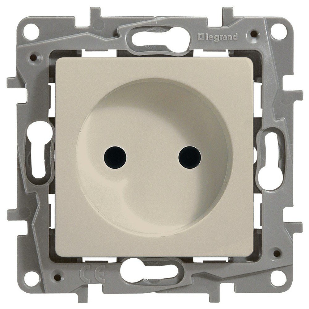 купить Legrand 672320 Розетка 2К СЛНК ETIKA /  в Алматы