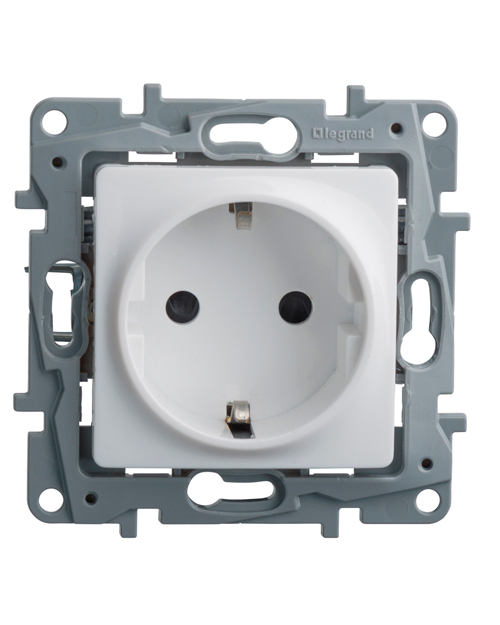 купить Legrand 672222 Розетка 2К+З шт БЕЛ ETIKA /  в Алматы