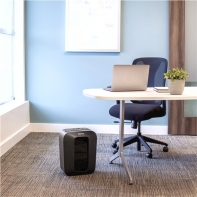 купить Шредер Fellowes&reg; Powershred&reg; LX50, DIN P-4, 4х37мм, 9лст.,  17 лтр., уничт.: скрепки,скобы,карты в Алматы фото 4