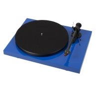 купить PRO-JECT Проигрыватель пластинок Debut Carbon DC 2M Red Голубой EAN:9120050435902 в Алматы фото 1