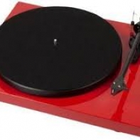 купить PRO-JECT Проигрыватель пластинок Debut Carbon DC 2M Red Красный EAN:9120050435940 в Алматы фото 1